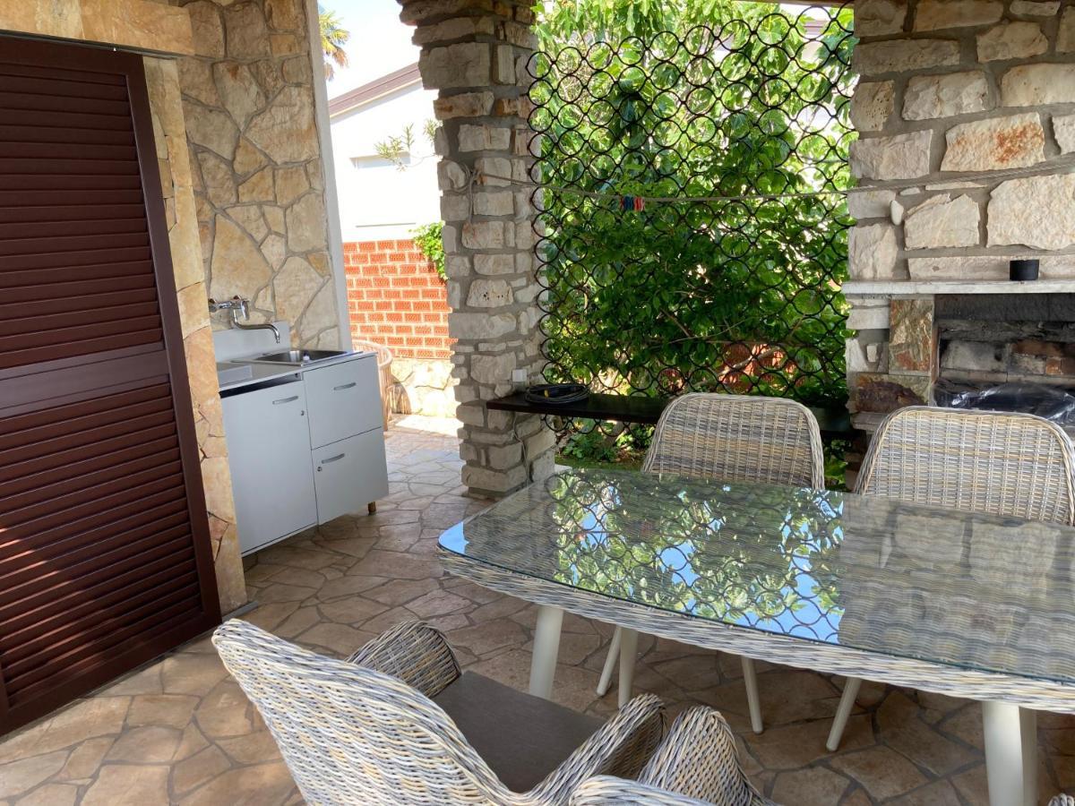 Karigador Beach House מראה חיצוני תמונה